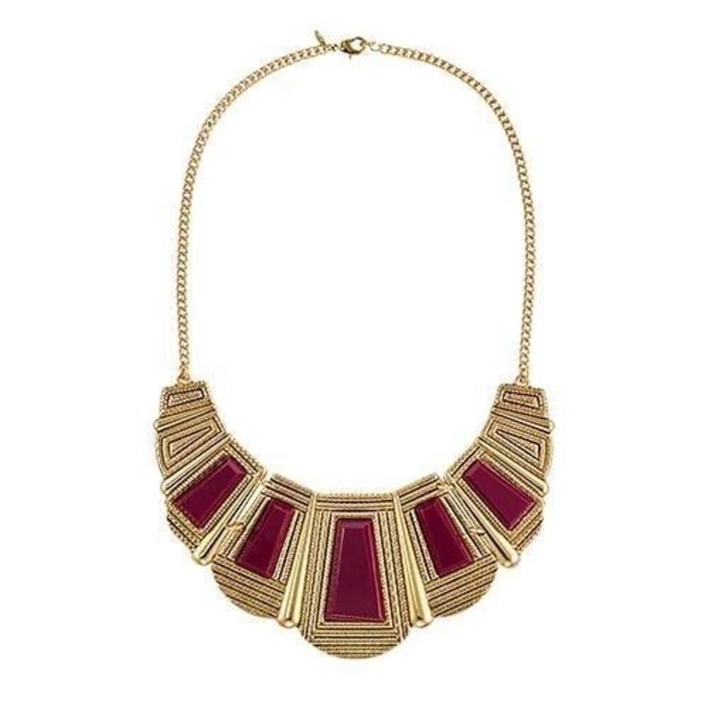 AVON SEEK TRIUMPH NECKLACE (RARE) NEW SEALED!!!